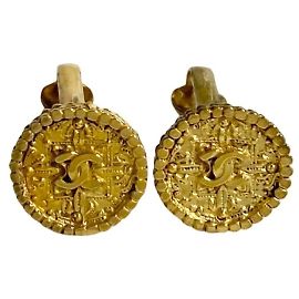 Boucles d'oreilles en clip en or avec motif Cocomark de Chanel Doré