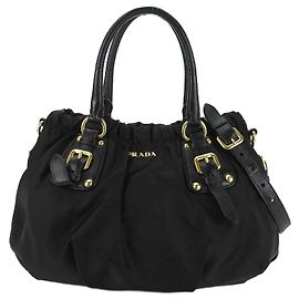 Bolsa de mão Prada preta de nylon e couro Preto