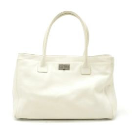 Sac à main exécutif Chanel 2.55 Blanc
