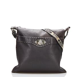 Fendi-Fendi Selleria Brown Leather Shoulder Bag-Brown