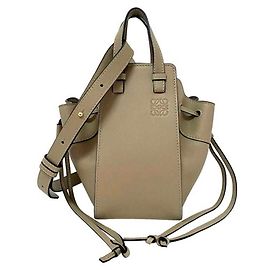 Bolsa de ombro Hammock Loewe em bege Bege
