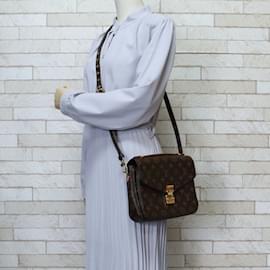 Louis Vuitton-Louis Vuitton Pochette Metis MM Monogram Shoulder Bag-Brown,Monogram