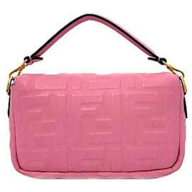 Fendi-Sac à bandoulière Fendi Baguette petit en cuir rose-Rose