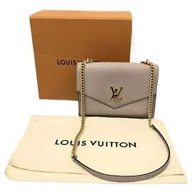 Bolsa de ombro My Lock Me Chain da Louis Vuitton Outro