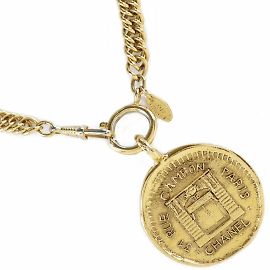 Collier vintage plaqué or Chanel Autre