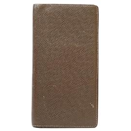 Louis Vuitton-Louis Vuitton Long Wallet in Taurillon Leather-Brown