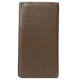 Louis Vuitton-Louis Vuitton Long Wallet in Taurillon Leather-Brown