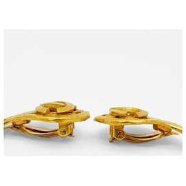 Chanel-Chanel 95A Coco Earrings in Gold-Golden