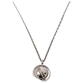 Louis Vuitton-Louis Vuitton Silver Pendant Necklace-Silvery