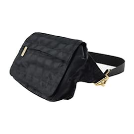 Chanel-Bolsa de cintura da nova linha de viagem da Chanel-Preto