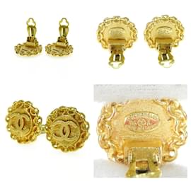 Chanel-Brincos de clip de ouro vintage da Chanel-Dourado