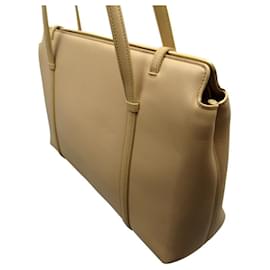 Cartier-Beige Leder Schultertasche von Cartier-Beige