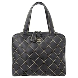 Chanel-Bolso de mano Chanel Wild Stitch-Negro