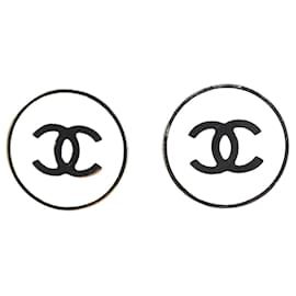 Chanel-Boucles d'oreilles Earcuff Chanel Coco-Argenté,Écru