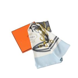 Hermès Sciarpa in seta blu chiaro Hermes Blu chiaro
