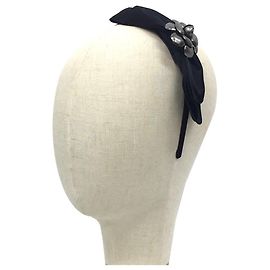 Diadema Camelia Chanel Negro Metálico