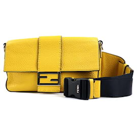 Fendi-Fendi Selleria Baguette Leather Shoulder Bag-Yellow