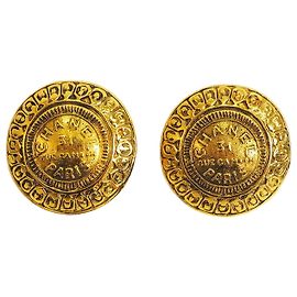 Orecchini rotondi Chanel Cambon D'oro