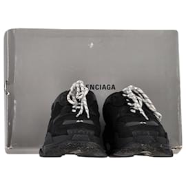 Balenciaga-Balenciaga Triple S Sneakers in Black Polyester-Black
