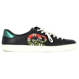 Gucci-Gucci Kingsnake Ace Sneakers in Black Calfskin Leather-Black