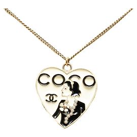 Collana Chanel Coco Mark Mademoiselle Heart Nero Bianco D'oro
