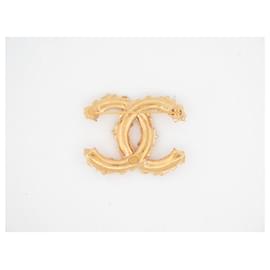 Chanel-NOVO BROCHE LOGO CC CHANEL PEROLAS STRASS MULTICOLORIDAS EM METAL DOURADO-Dourado