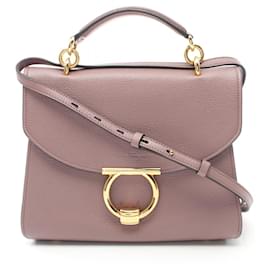 Salvatore Ferragamo-Bolsa Margot Gancini da Salvatore Ferragamo-Rosa