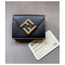 Fendi-Wallets-Black