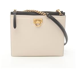 Salvatore Ferragamo-Salvatore Ferragamo Gancini Shoulder Bag-Black,Beige