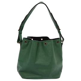 Louis Vuitton-LOUIS VUITTON Epi Petit Noe Sac à épaule Vert M44104 LV Auth 83408-Vert