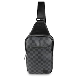 Louis Vuitton-Sac à bandoulière Avenue en toile Damier Graphite Louis Vuitton-Noir