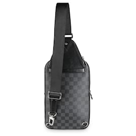 Louis Vuitton-Sac à bandoulière Avenue en toile Damier Graphite Louis Vuitton-Noir