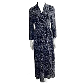 Diane Von Furstenberg-Vestido envolvente maxi em mistura de seda DvF com colarinho e padrão de estrelas-Preto,Branco