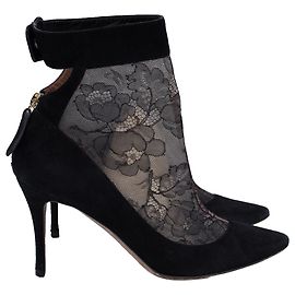 Valentino Garavani Valentino Lace Pattern Ankle Boots in Black Suede Black