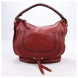 Chloé Hobo Marcie Grande em Couro de Bezerro Garnet Bordeaux