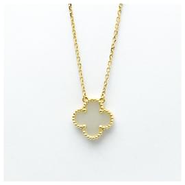 Van Cleef & Arpels Vintage Alhambra Pendant Necklace Golden