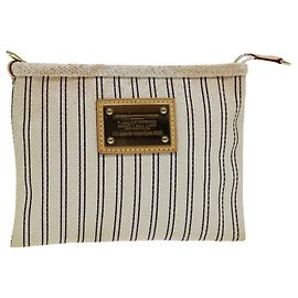 LOUIS VUITTON Antigua Pochette Platform PM Pouch Blanc M40069 LV Auth 82208 Blanc