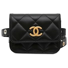 Chanel-Sac ceinture à rabat en cuir de chèvre matelassé noir Chanel Punk Essentials-Noir