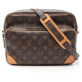 Louis Vuitton-Bolsa de Ombro Monograma Nile da Louis Vuitton-Marrom