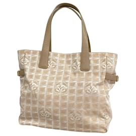 Chanel-Bolso tote de nylon rosa beige Chanel-Beige