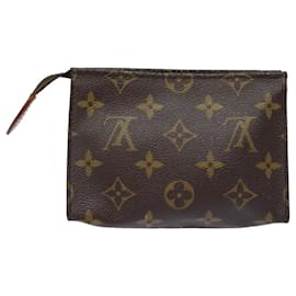 Louis Vuitton-LOUIS VUITTON Monogram Poche Toilette 15 Pouch M47546 LV Auth 82470-Monograma