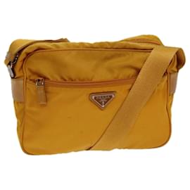 Prada-Bolsa de Ombro PRADA Nylon Laranja Auth 82569-Laranja