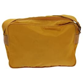 Prada-Bolsa de Ombro PRADA Nylon Laranja Auth 82569-Laranja