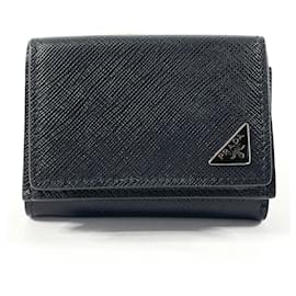 Prada-Prada Tri-fold Wallet in Black Leather-Black