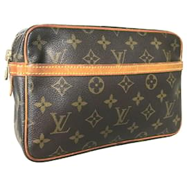 Louis Vuitton-Bolso Clutch Compiegne 23 de Louis Vuitton-Castaño