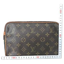 Louis Vuitton-Bolso Clutch Compiegne 23 de Louis Vuitton-Castaño