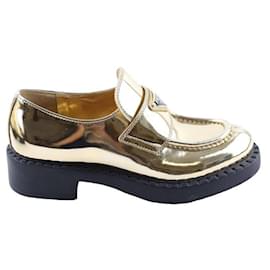 Prada-Mocasines de cuero-Dorado