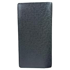 Louis Vuitton-Louis Vuitton Portefeuille Brazza Taiga Bi-fold Wallet-Black
