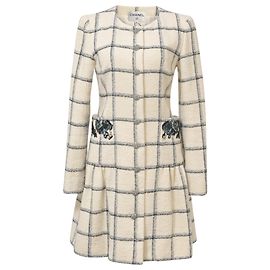 Chanel Midi Besticktes Kleid aus Creme-Tweed Weiß Roh