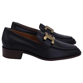 Tod's-Tod's Chain Detail Loafers in Black Leather-Black